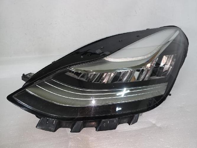 Headlight Left (LH) Tesla Model 3 (2020)