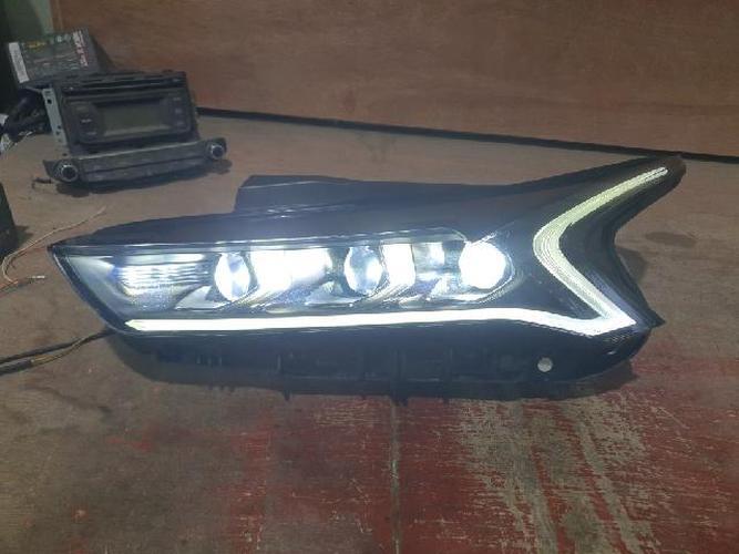 Headlight Left (LH) Kia K5 (2020)