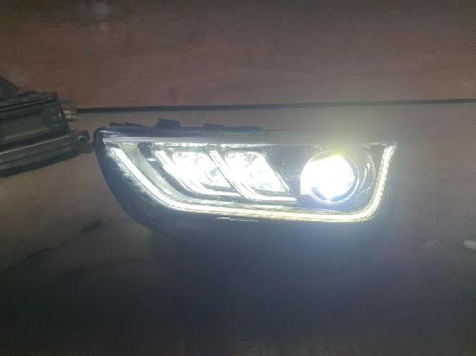 Headlight Left (LH) Genesis (2017)