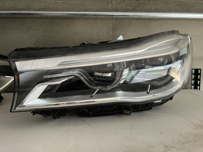 Headlight Left (LH) BMW 7 Series (2022)