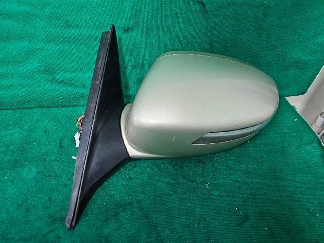 Side Mirror Left (LH) Hyundai Genesis (2008)