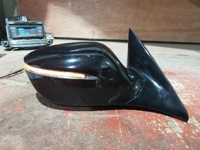 Side Mirror Right (RH) Hyundai Equus (2013)