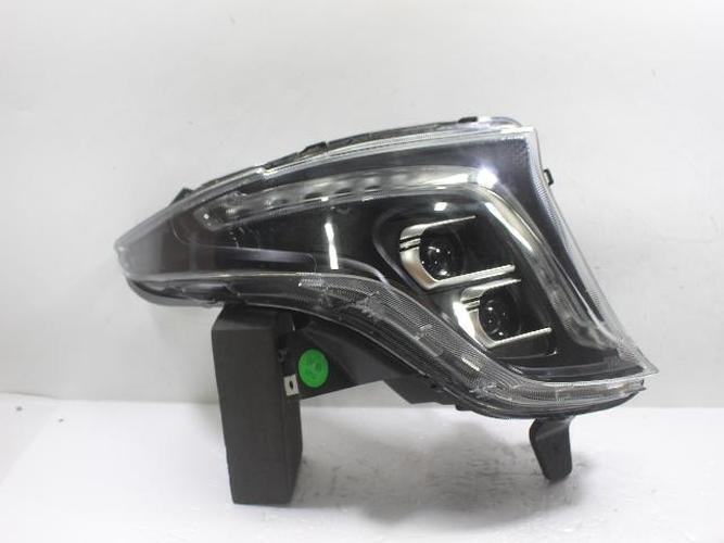 Headlight Right (RH) Ford Explorer (2024)