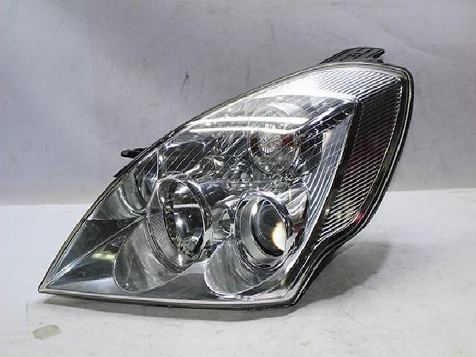 Headlight Left (LH) Kia Carnival (2006)