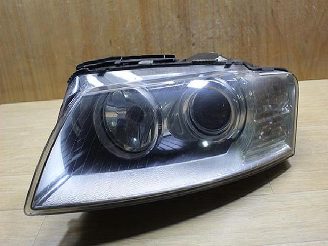 Headlight Left (LH) Audi A8 (2008)