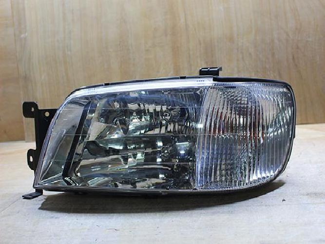 Фара передняя левая Hyundai Equus (2000)