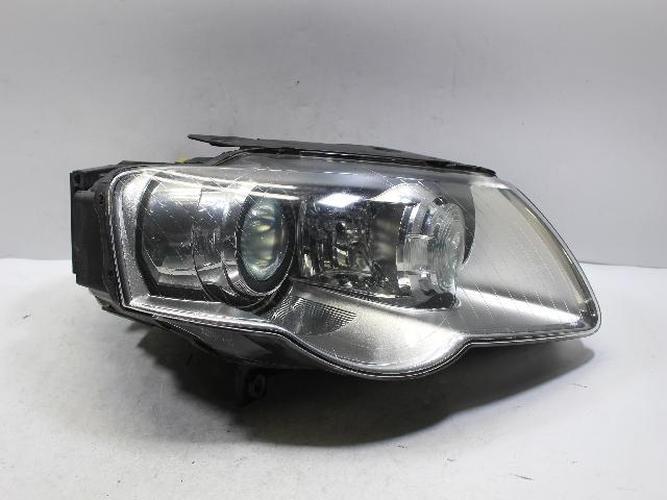 Headlight Right (RH) Volkswagen Passat (2007–2008)