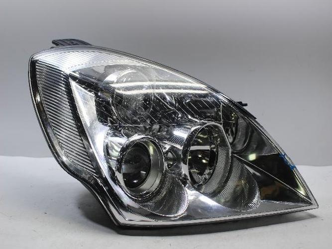 Headlight Right (RH) Kia Carnival (2007–2014)