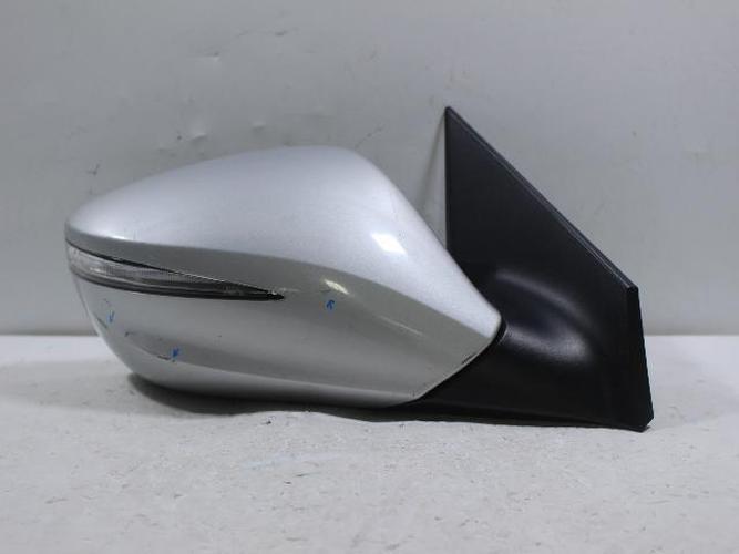 Зеркало боковое правое Hyundai Sonata (2014)