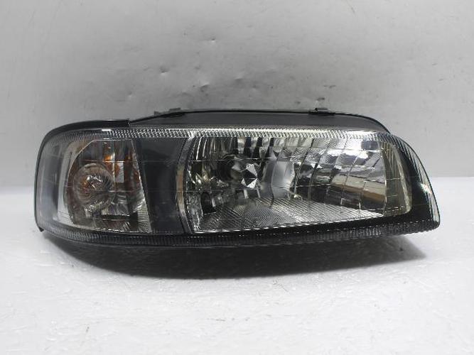 Headlight Right (RH) Renault SM5 (2002–2003)