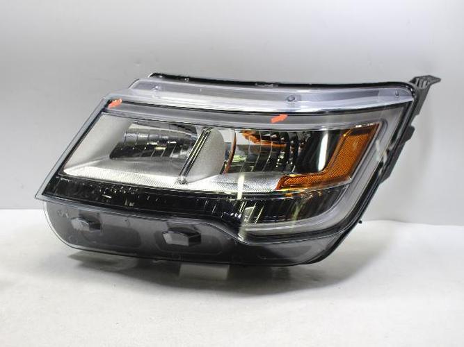Фара передняя левая Ford Explorer (2016)