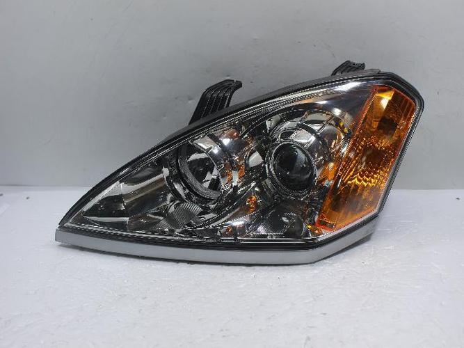 Headlight Left (LH) SsangYong Kyron (2006)