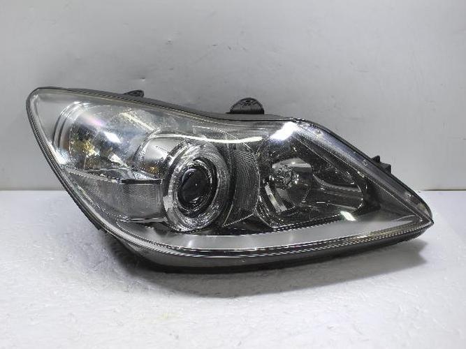 Фара передняя правая Hyundai Genesis (2009)