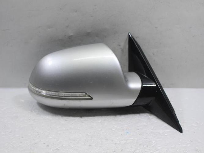 Зеркало боковое правое Kia K7 (2010)