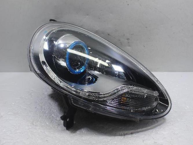 Фара передняя правая Smart D2 (2021)