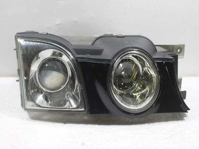 Headlight Right (RH) Hyundai Dynasty (1998–2004)