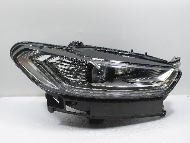 Headlight Right (RH) Ford Mondeo (2015)