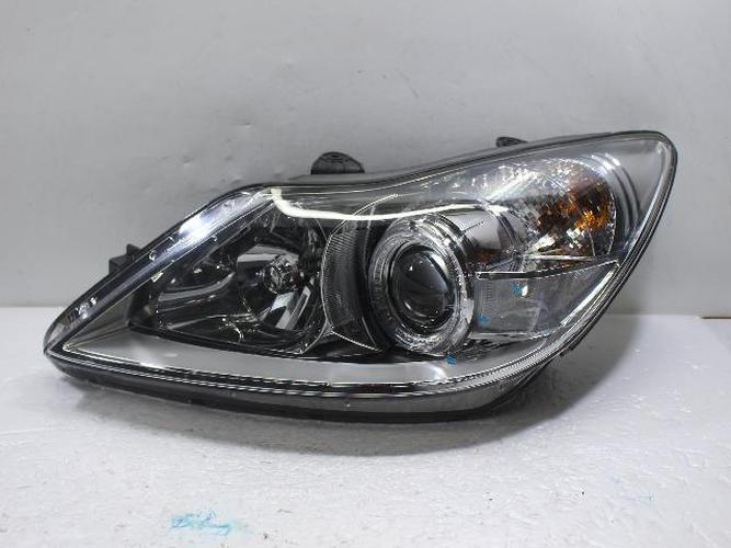 Headlight Left (LH) Hyundai Genesis (2008–2011)
