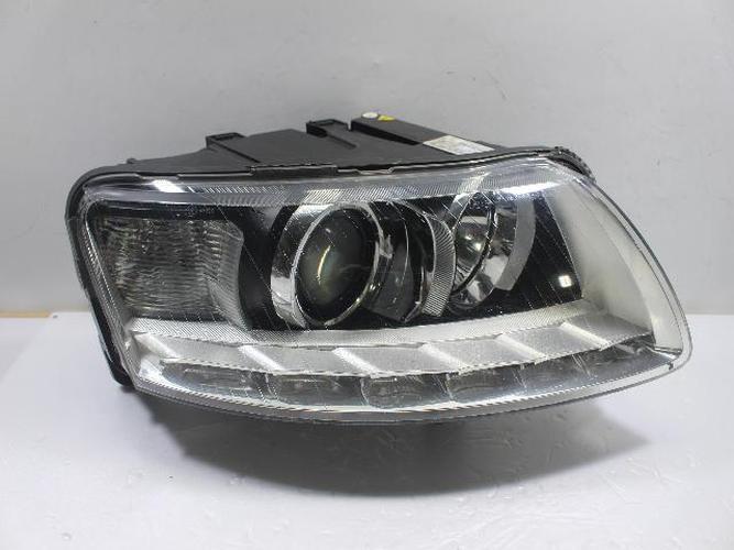 Headlight Right (RH) Audi A6 (2007)