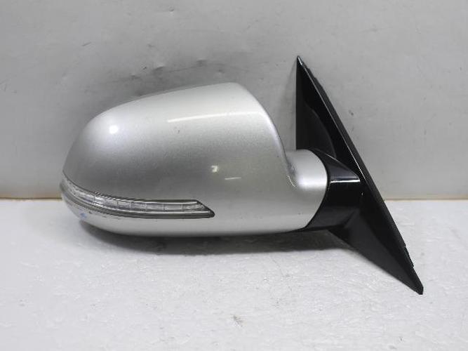 Зеркало боковое правое Kia K7 (2010)
