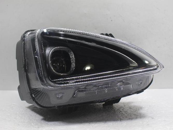 Headlight Right (RH) Hyundai Nexo (2021–2024)