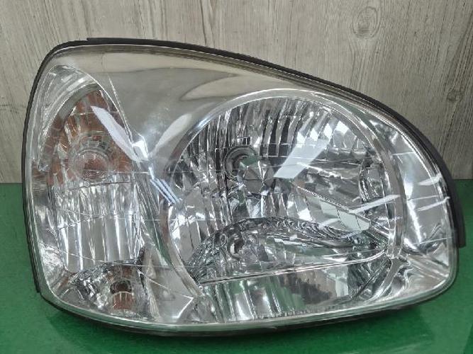 Headlight Right (RH) Hyundai Santa Fe (2003)