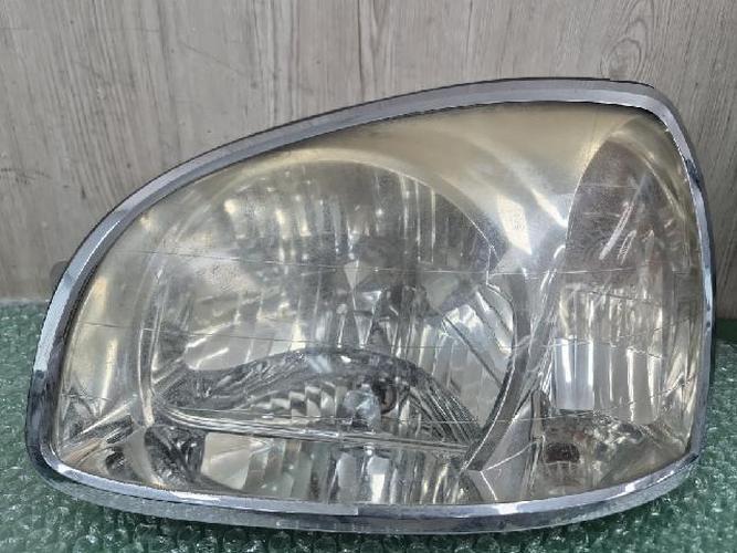 Headlight Left (LH) Hyundai Santa Fe (2002–2005)