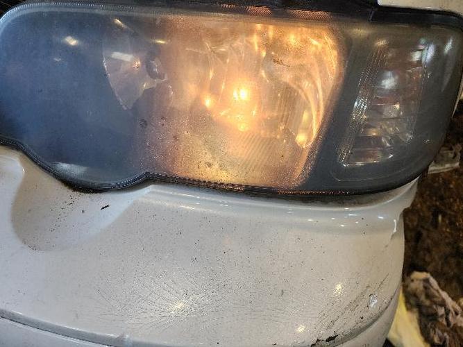 Headlight Left (LH) Renault SM5 (2005)