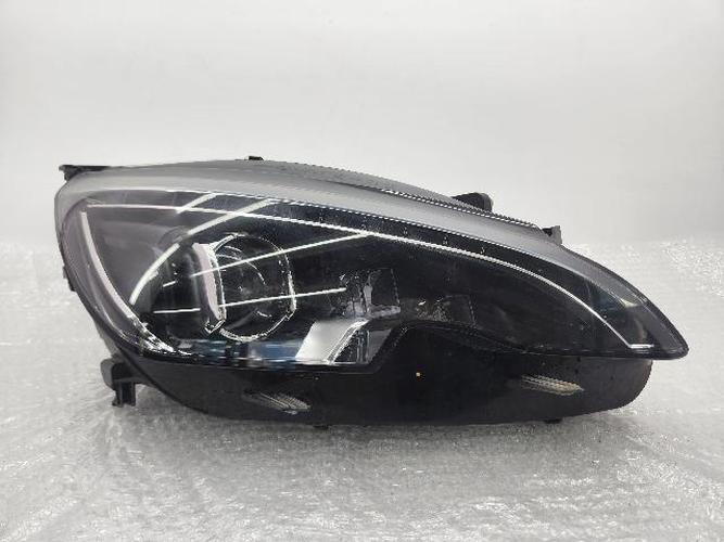 Headlight Right (RH) Peugeot 308 (2018)