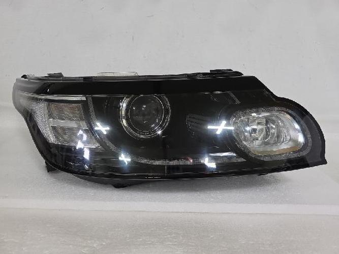 Headlight Right (RH) Land Rover Range Rover (2016)