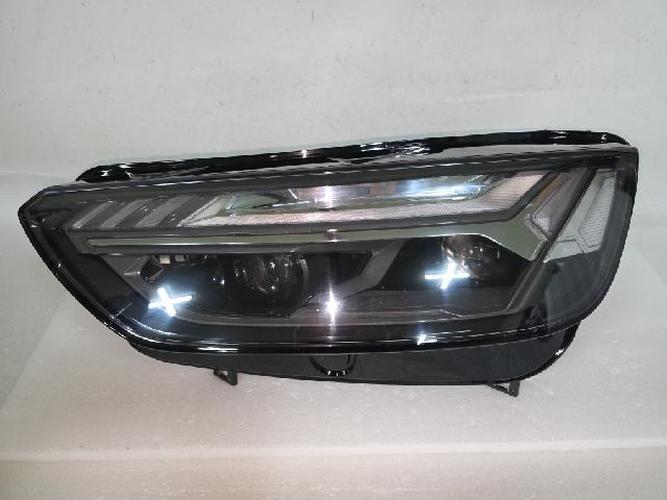 Headlight Left (LH) Audi Q5 (2023)