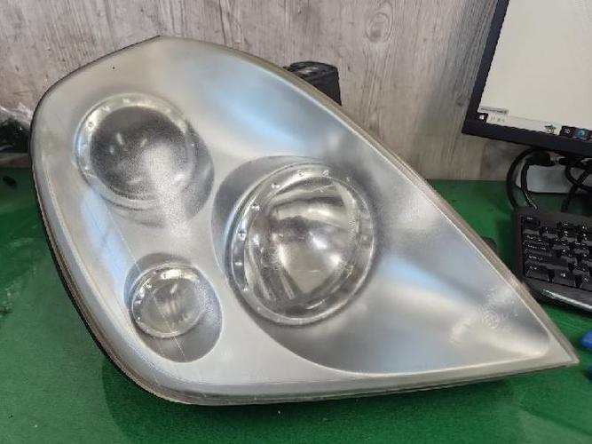 Headlight Right (RH) SsangYong Rexton (2002)