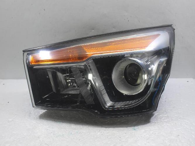 Headlight Left (LH) SsangYong Korando (2014)