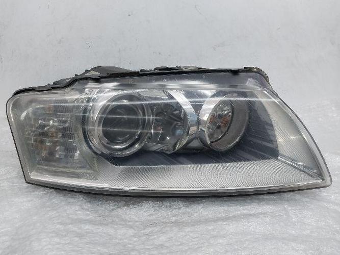 Headlight Right (RH) Audi A8 (2007–2010)