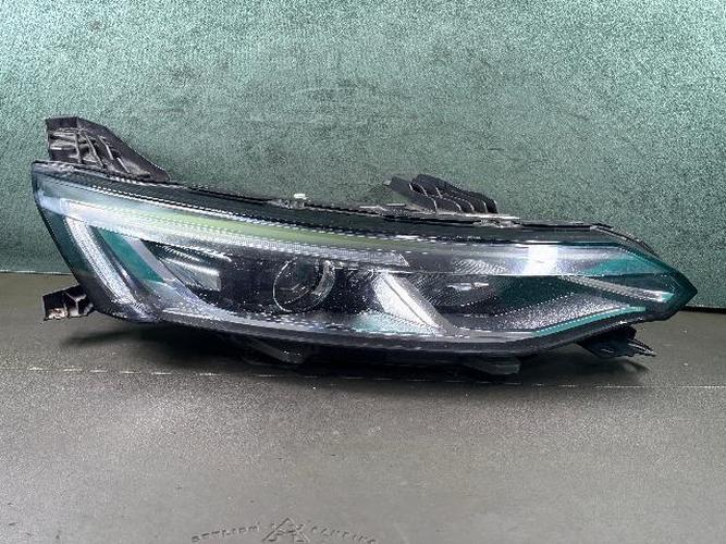 Headlight Right (RH) Renault SM6 (2016)