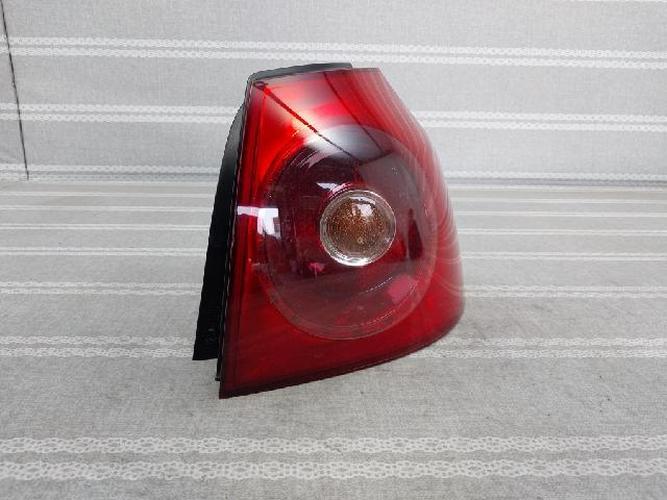 Tail Light Right (RH) Volkswagen Golf (2006)