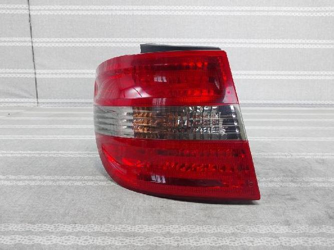 Tail Light Left (LH) Mercedes-Benz B-Class (2008)