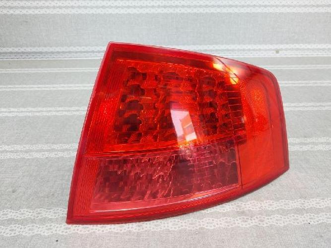 Tail Light Right (RH) Audi A8 (2006)