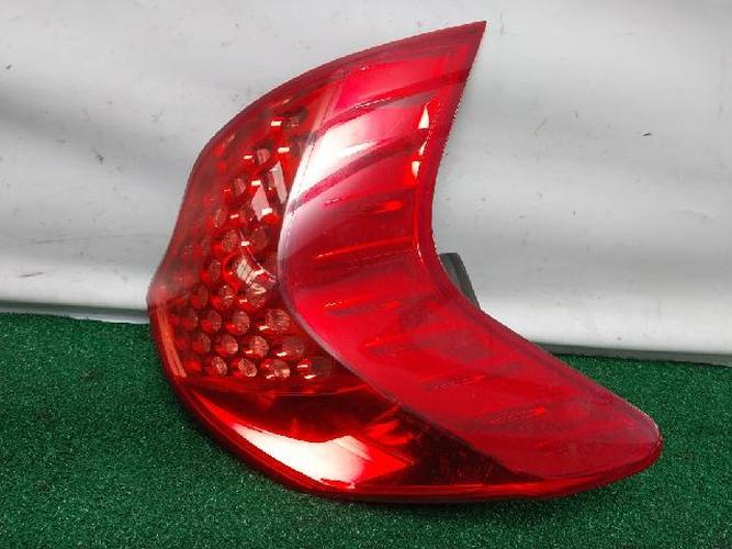 Tail Light Left (LH) Peugeot 3008 (2011)