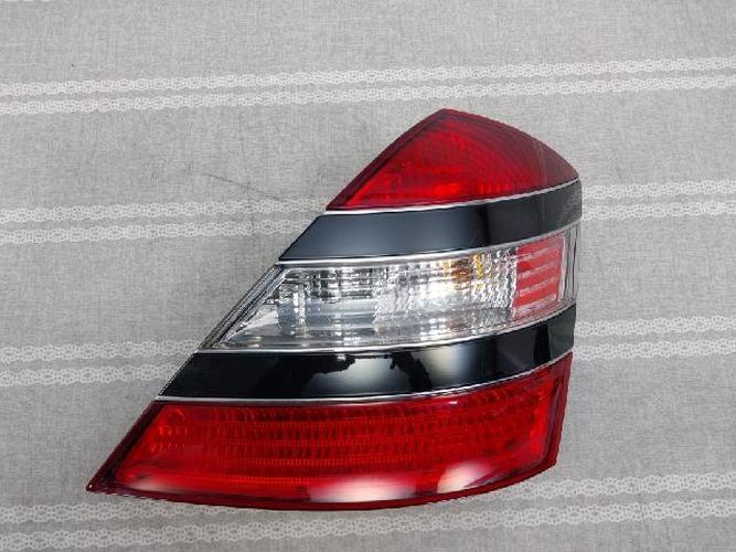 Tail Light Right (RH) Mercedes-Benz S-Class (2008)