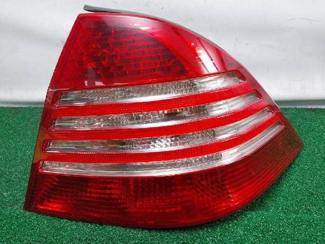 Tail Light Right (RH) Mercedes-Benz S-Class (2003–2005)
