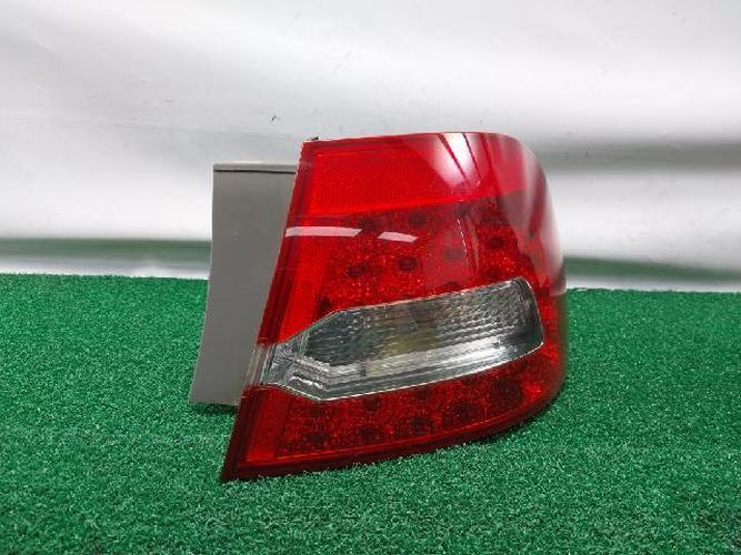 Tail Light Right (RH) Kia Lotze (2009)