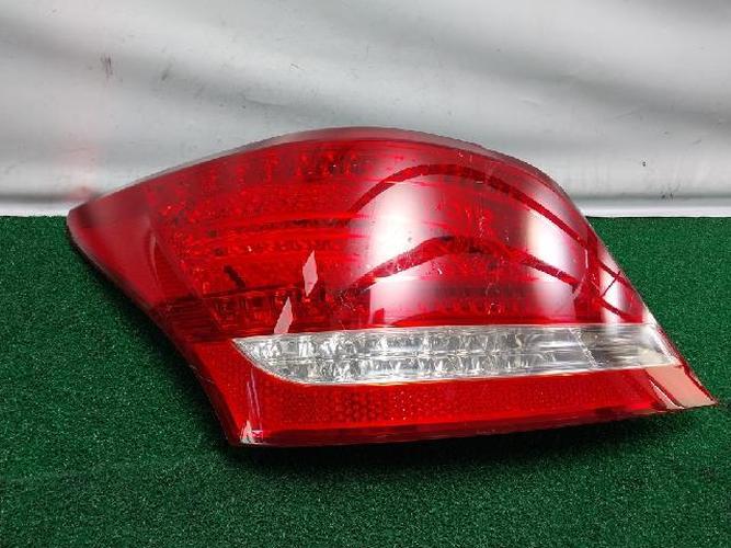 Tail Light Left (LH) Hyundai Equus (2012)