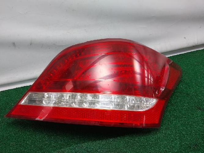 Tail Light Right (RH) Hyundai Equus (2010)