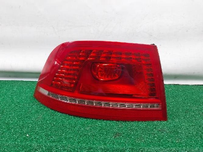 Tail Light Left (LH) Volkswagen Phaeton (2011–2012)