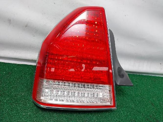 Tail Light Left (LH) Hyundai Equus (2000–2003)