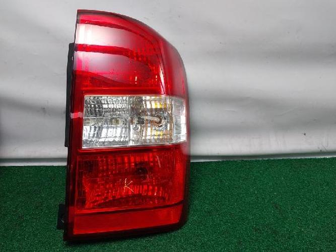 Фонарь задний правый Kia Carnival (2007)