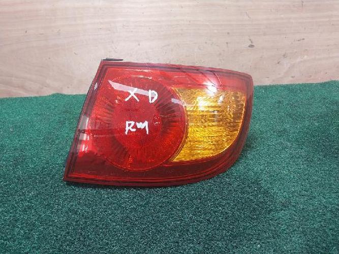 Tail Light Right (RH) Hyundai Elantra (2003–2004)