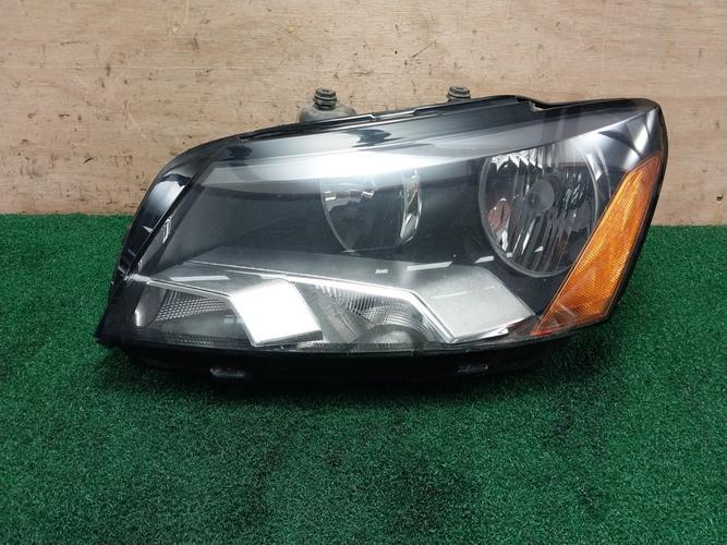 Headlight Left (LH) Volkswagen Passat (2013)