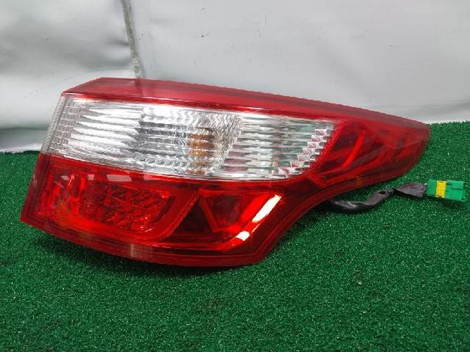 Tail Light Right (RH) Renault SM5 (2012)